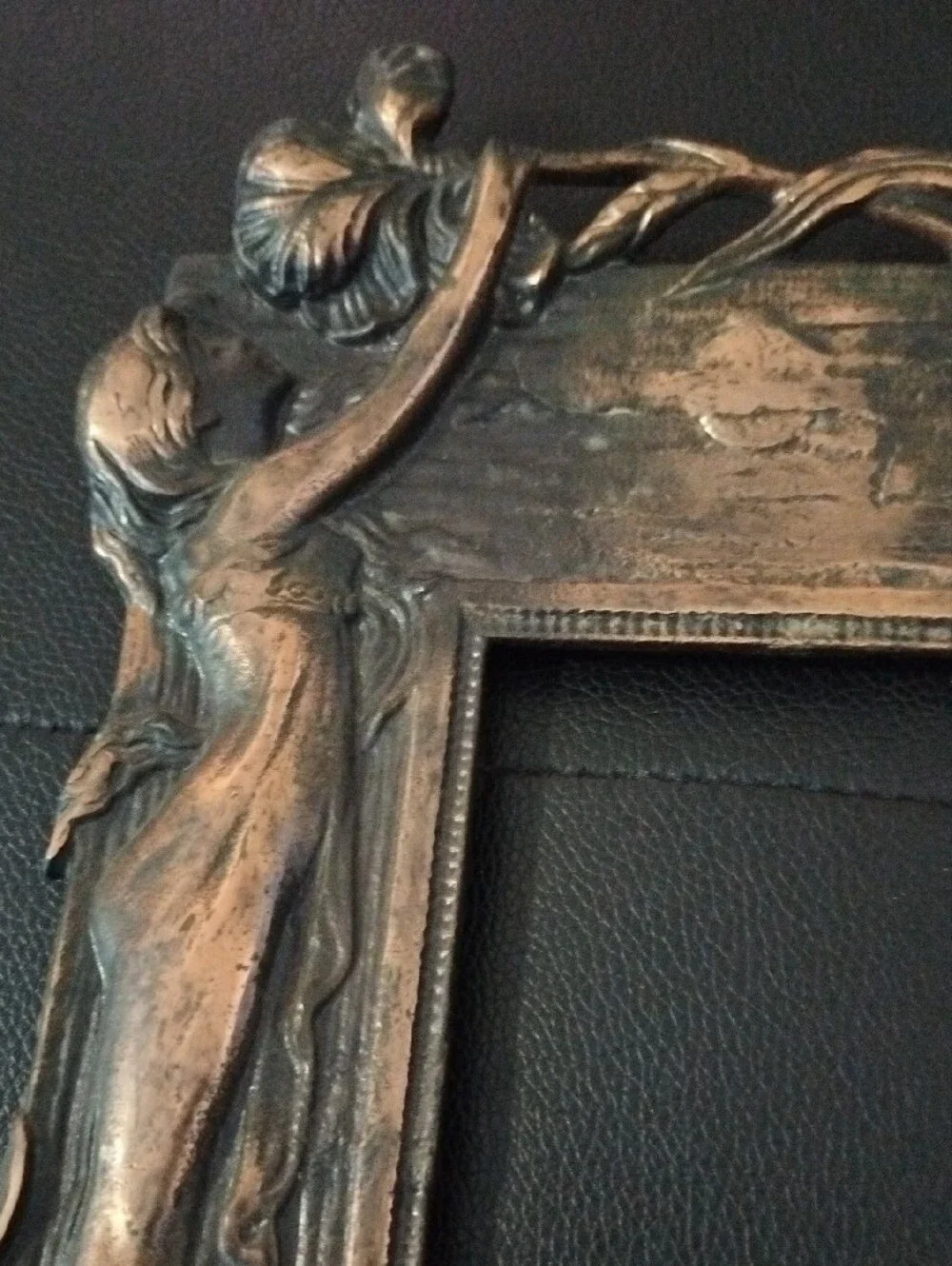 Art Nouveau Bronze-Tone Decorative Photo Frame